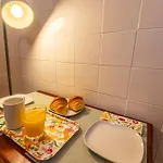 A Sua Pequena Casa Perto De Santos Art District Apartman *