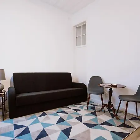 A Sua Pequena Casa Perto De Santos Art District דירה ליסבון