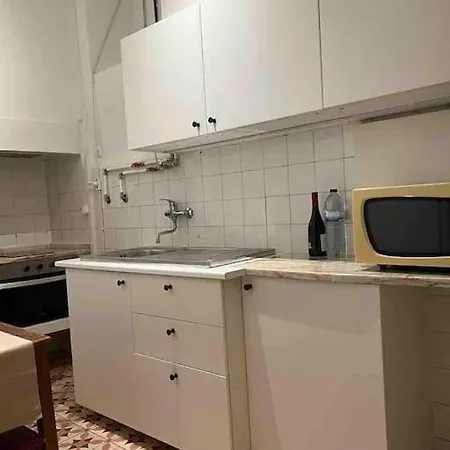 A Sua Pequena Casa Perto De Santos Art District