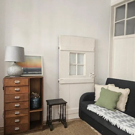 Apartament A Sua Pequena Casa Perto De Santos Art District Lizbona
