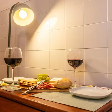 Apartament A Sua Pequena Casa Perto De Santos Art District *