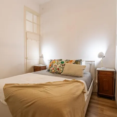 A Sua Pequena Casa Perto De Santos Art District Apartament Lizbona